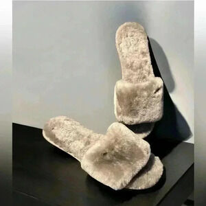 UGG Colette Open Toe Curly Slippers Color Coin Size 10